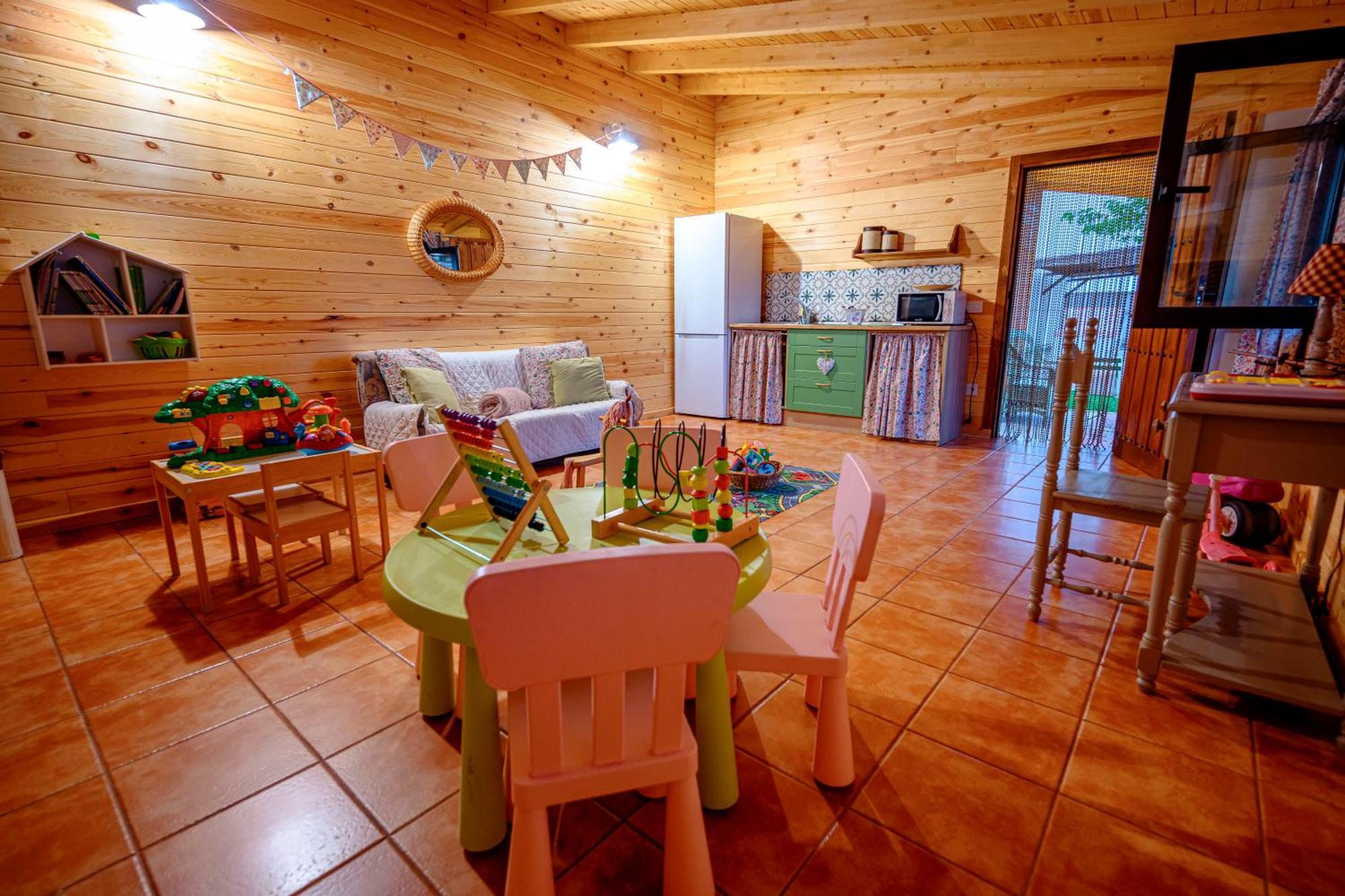 Madera Y Miel Con Ninos En Puy Du Fou Holiday home *